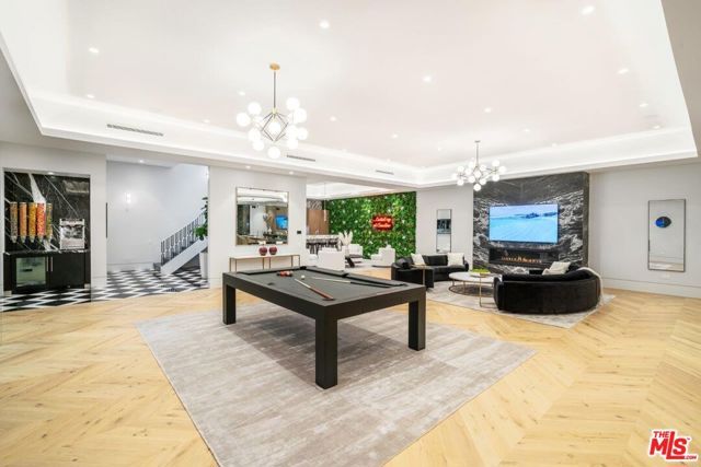 525 N Camden Drive, Beverly Hills, CA 90210