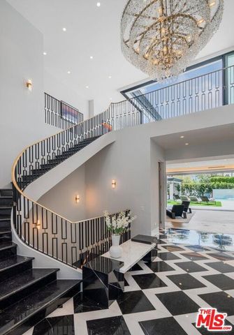 525 N Camden Drive, Beverly Hills, CA 90210