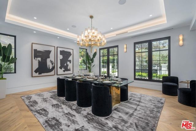 525 N Camden Drive, Beverly Hills, CA 90210