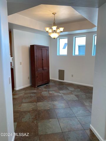 653 N Encanto Village Way, Tucson, AZ 85716