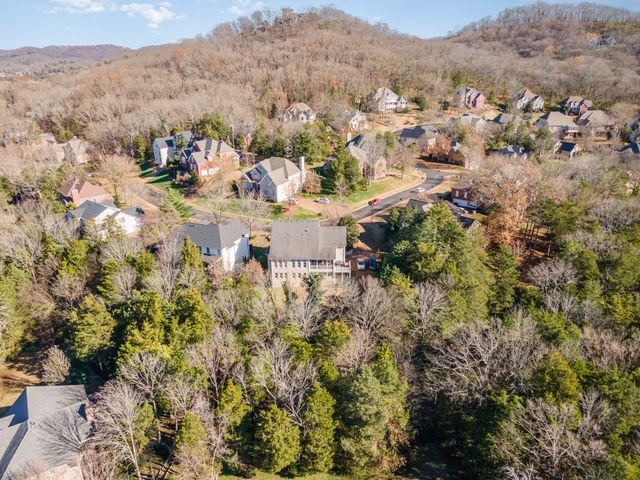 237 Halberton Dr, Franklin, TN 37069