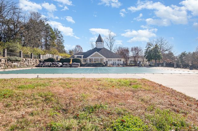 237 Halberton Dr, Franklin, TN 37069