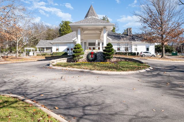 237 Halberton Dr, Franklin, TN 37069