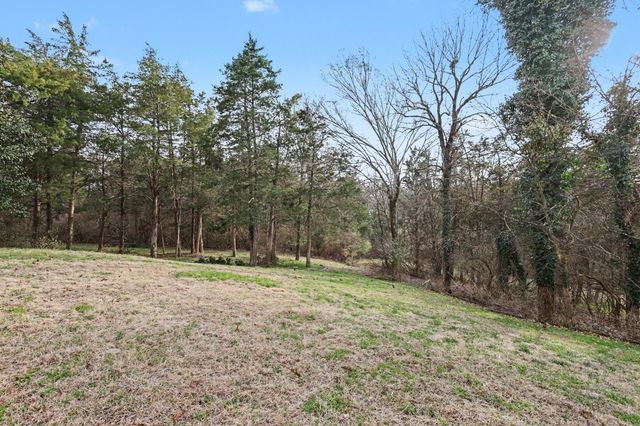 237 Halberton Dr, Franklin, TN 37069