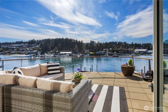 7926 Goodman Drive NW, Gig Harbor, WA 98332