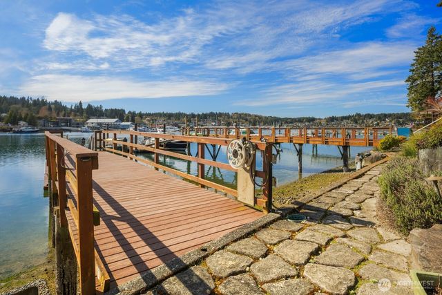 7926 Goodman Drive NW, Gig Harbor, WA 98332