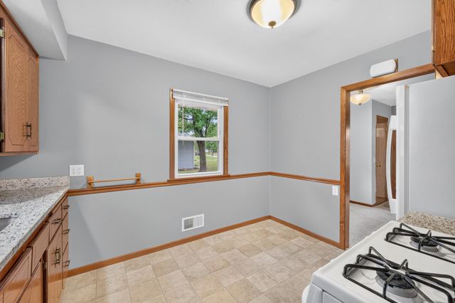 11571 Kumquat Street NW, Coon Rapids, MN 55448