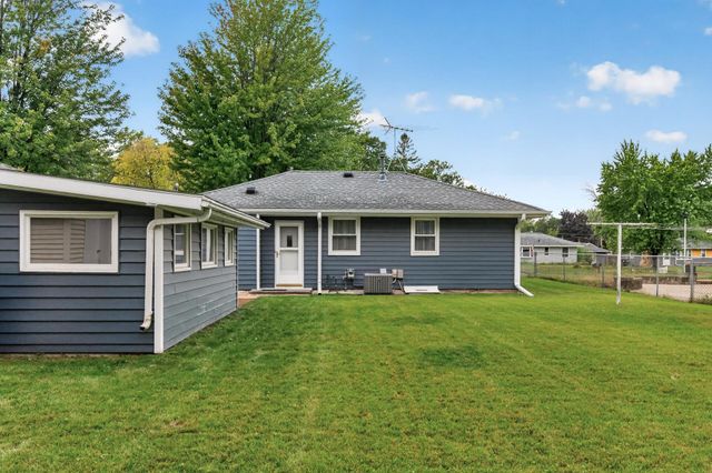 11571 Kumquat Street NW, Coon Rapids, MN 55448