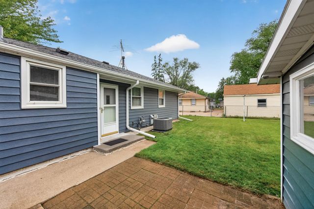 11571 Kumquat Street NW, Coon Rapids, MN 55448