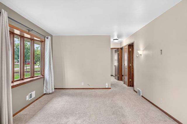 11571 Kumquat Street NW, Coon Rapids, MN 55448