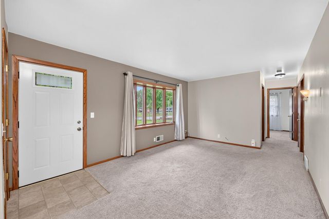 11571 Kumquat Street NW, Coon Rapids, MN 55448