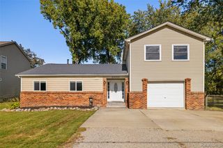 24991 Harrison Street, Harrison Twp, MI 48045