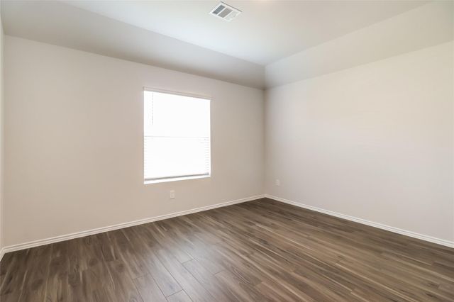 2432 Carp Drive, Conroe, TX 77384