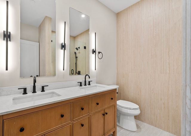 219 Saratoga Street 1, Boston, MA 02128