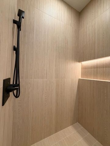 219 Saratoga Street 1, Boston, MA 02128