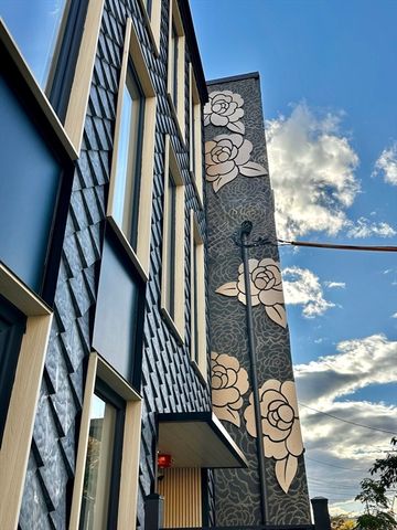 219 Saratoga Street 1, Boston, MA 02128