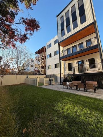 219 Saratoga Street 1, Boston, MA 02128