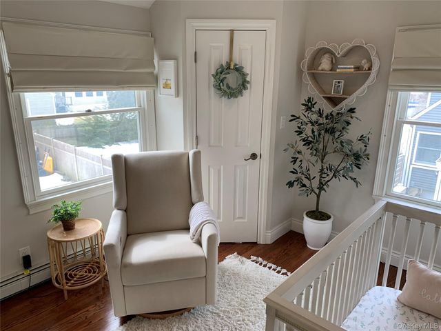 6 Robinson Street, Shoreham, NY 11786