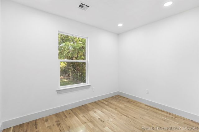 1333 N Irvington Avenue, Tulsa, OK 74115