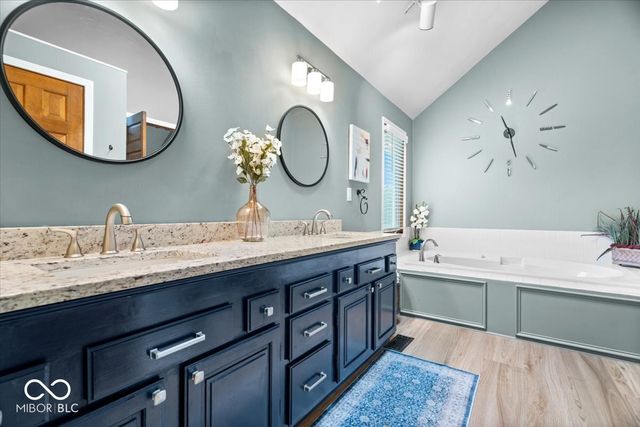 13880 Sandy Creek Court, Carmel, IN 46032