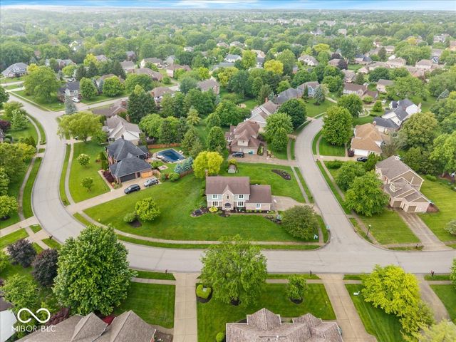 13880 Sandy Creek Court, Carmel, IN 46032