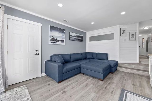 627 N Waccamaw Dr Unit 210, Murrells Inlet, SC 29576