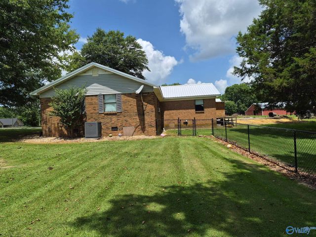 5380 Highway 55 E, Eva, AL 35621