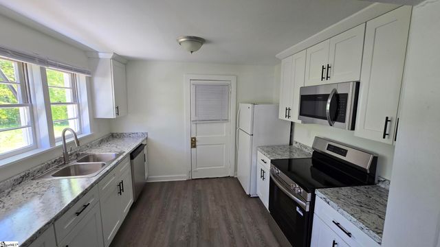 314 S 7th Street, Easley, SC 29640