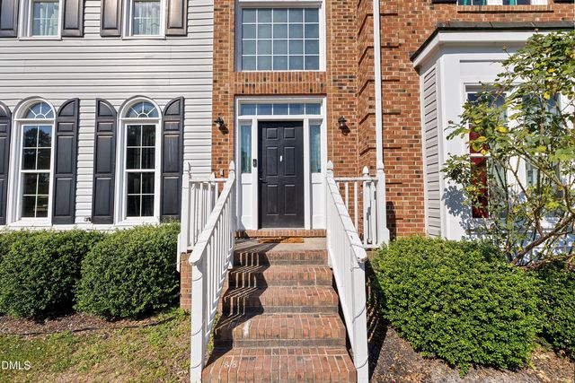 3528 Dewing Drive, Raleigh, NC 27616