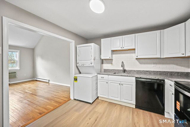 1271 Washington Street 4, Middletown, CT 06457