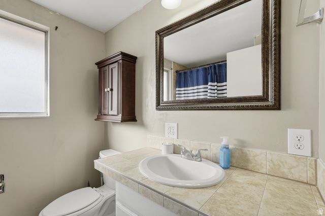 311 W 5200 S, Washington Terrace, UT 84405