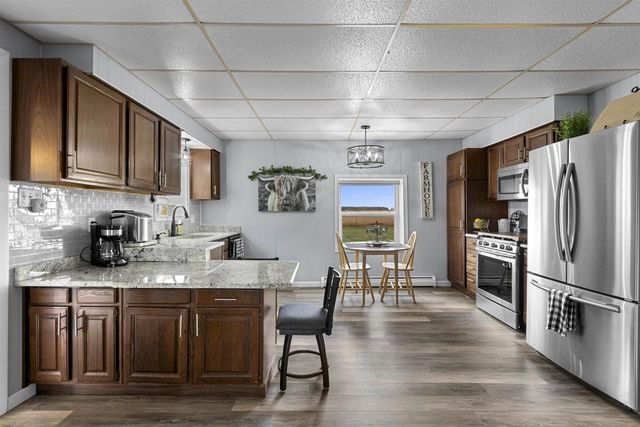 5637 TOWN HALL DRIVE, Pulaski, WI 54162