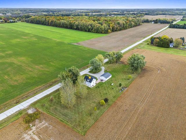 5637 TOWN HALL DRIVE, Pulaski, WI 54162