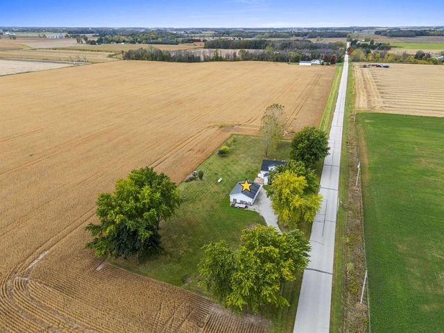 5637 TOWN HALL DRIVE, Pulaski, WI 54162