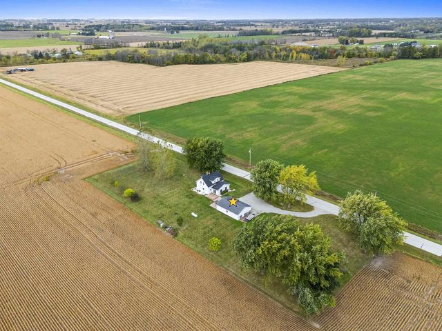 5637 TOWN HALL DRIVE, Pulaski, WI 54162