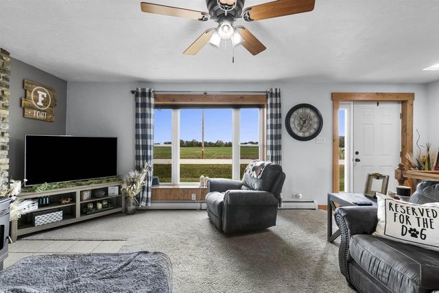 5637 TOWN HALL DRIVE, Pulaski, WI 54162