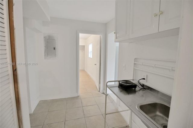 1160 W 26th ct D, Riviera Beach, FL 33404