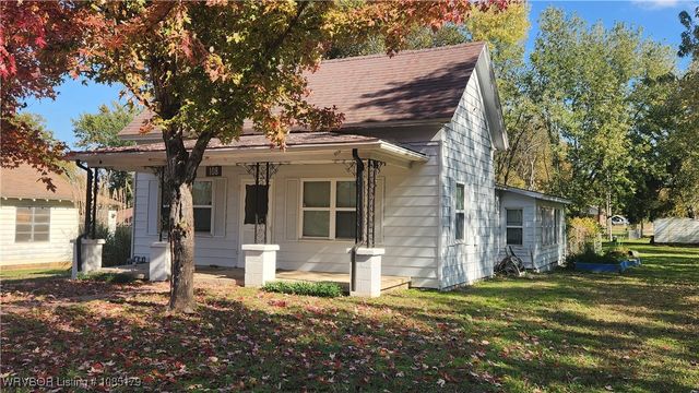 108 Church Street, Charleston, AR 72933
