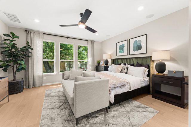 204 Barton Oak TRL, Georgetown, TX 78628