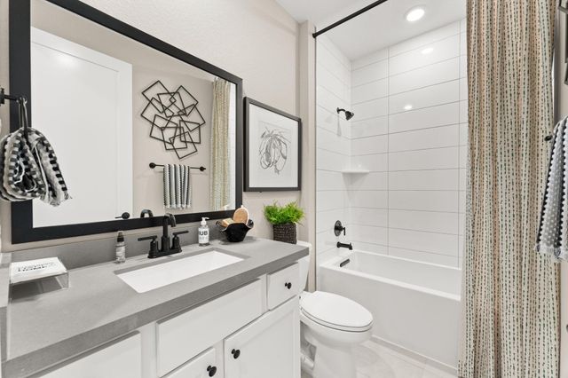 204 Barton Oak TRL, Georgetown, TX 78628
