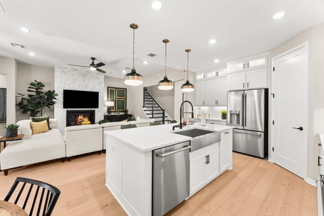 204 Barton Oak TRL, Georgetown, TX 78628