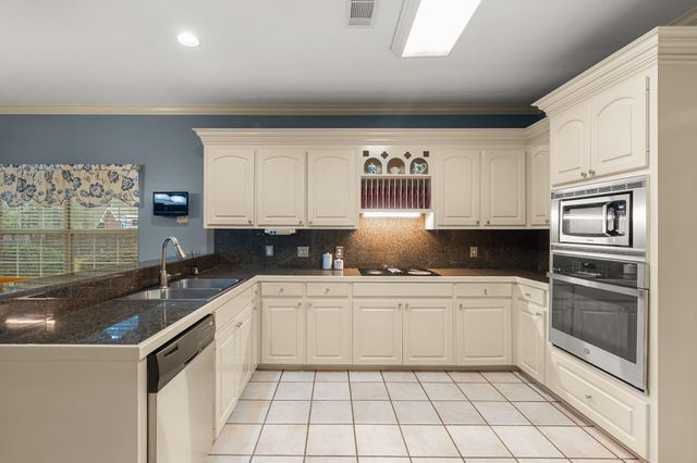 101 Sweet Bay Trail, Petal, MS 39465