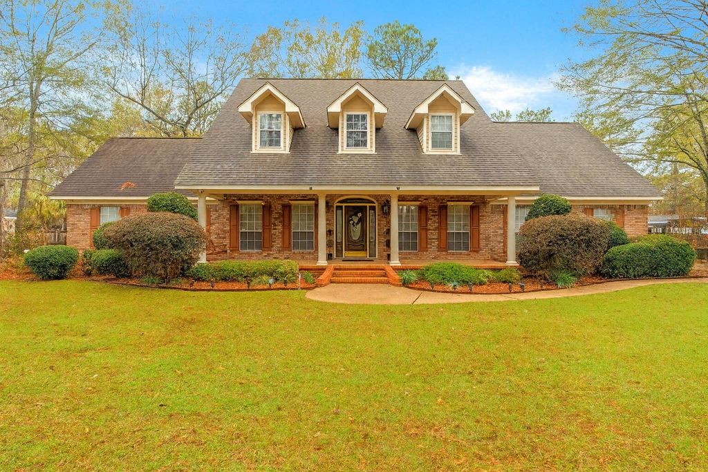 101 Sweet Bay Trail, Petal, MS 39465