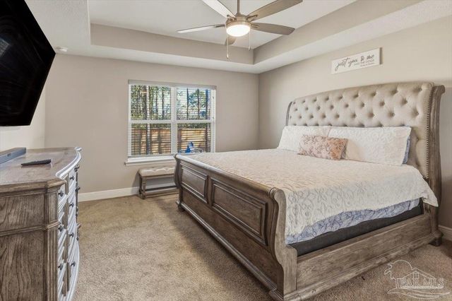 6898 Loysburg St, Navarre, FL 32566