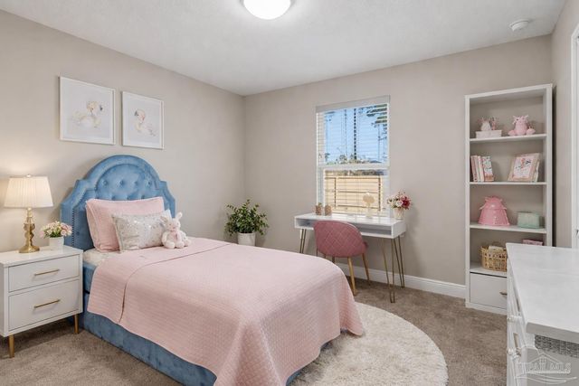 6898 Loysburg St, Navarre, FL 32566