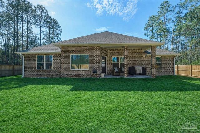 6898 Loysburg St, Navarre, FL 32566