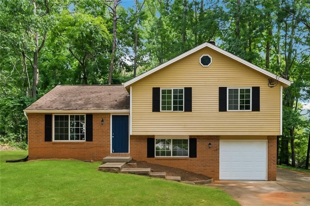 1984 Singer Way, Lithonia, GA 30058
