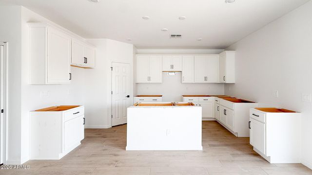 47575 W KENNER Drive, Maricopa, AZ 85139