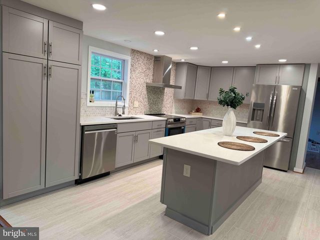 2283 DOSINIA CT, Reston, VA 20191