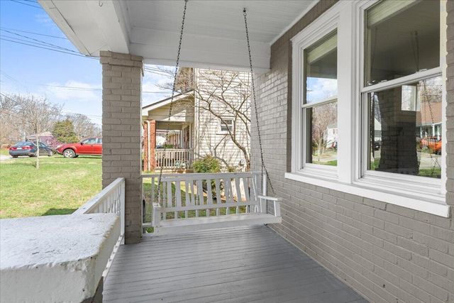 2622 Tillett RD, Roanoke, VA 24015